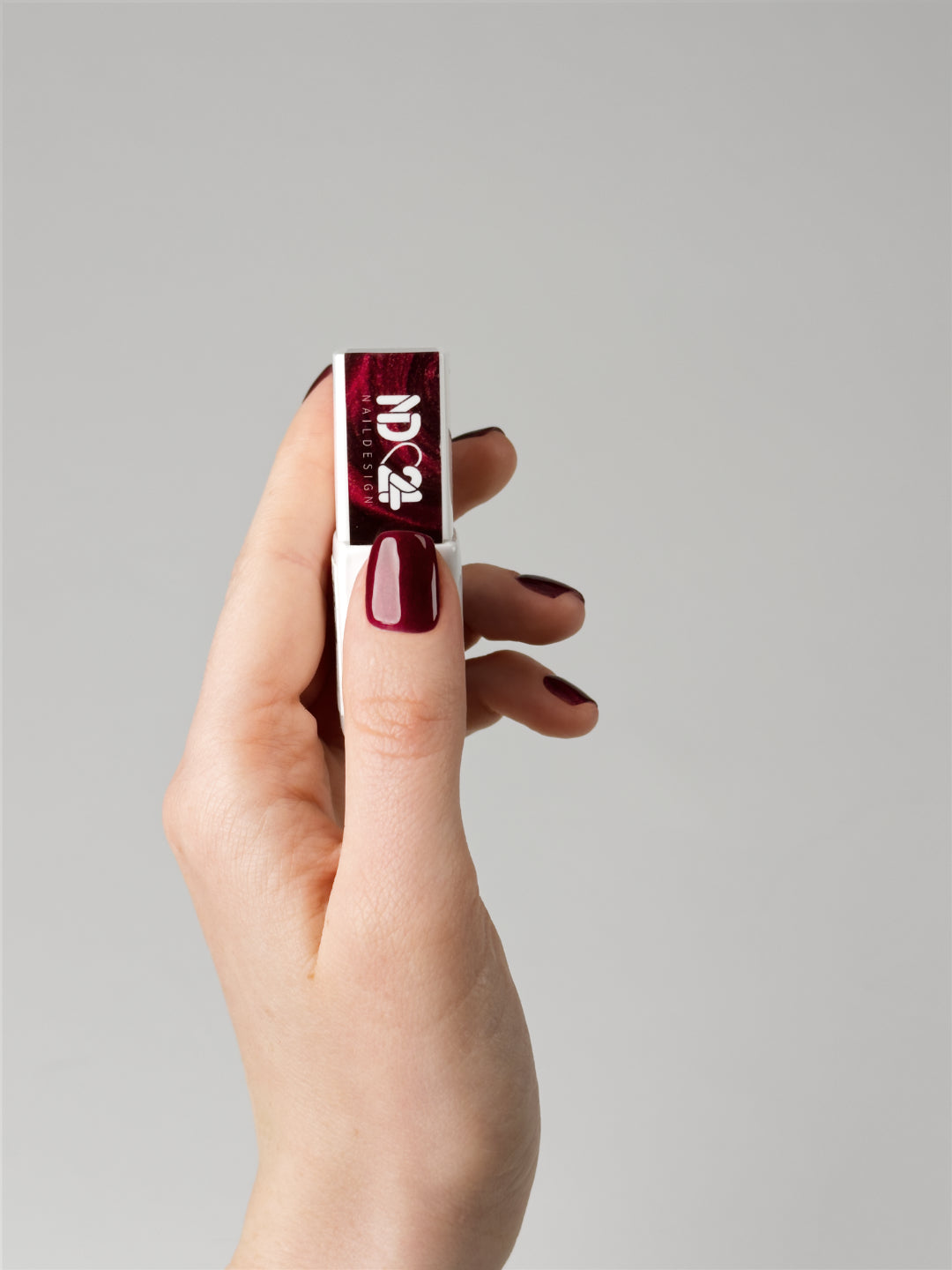 018 Soak Off Shellac Deep Rouge Romance